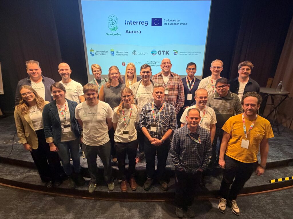 SeaMoreEco members and speakers at the seminar. Photo: Andreas Egerup