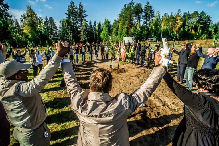 Partner search, Peace circle